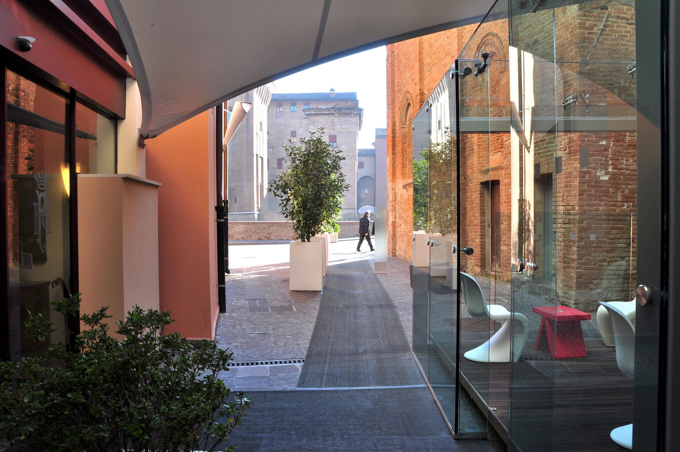 Hotel Ferrara Exteriér fotografie
